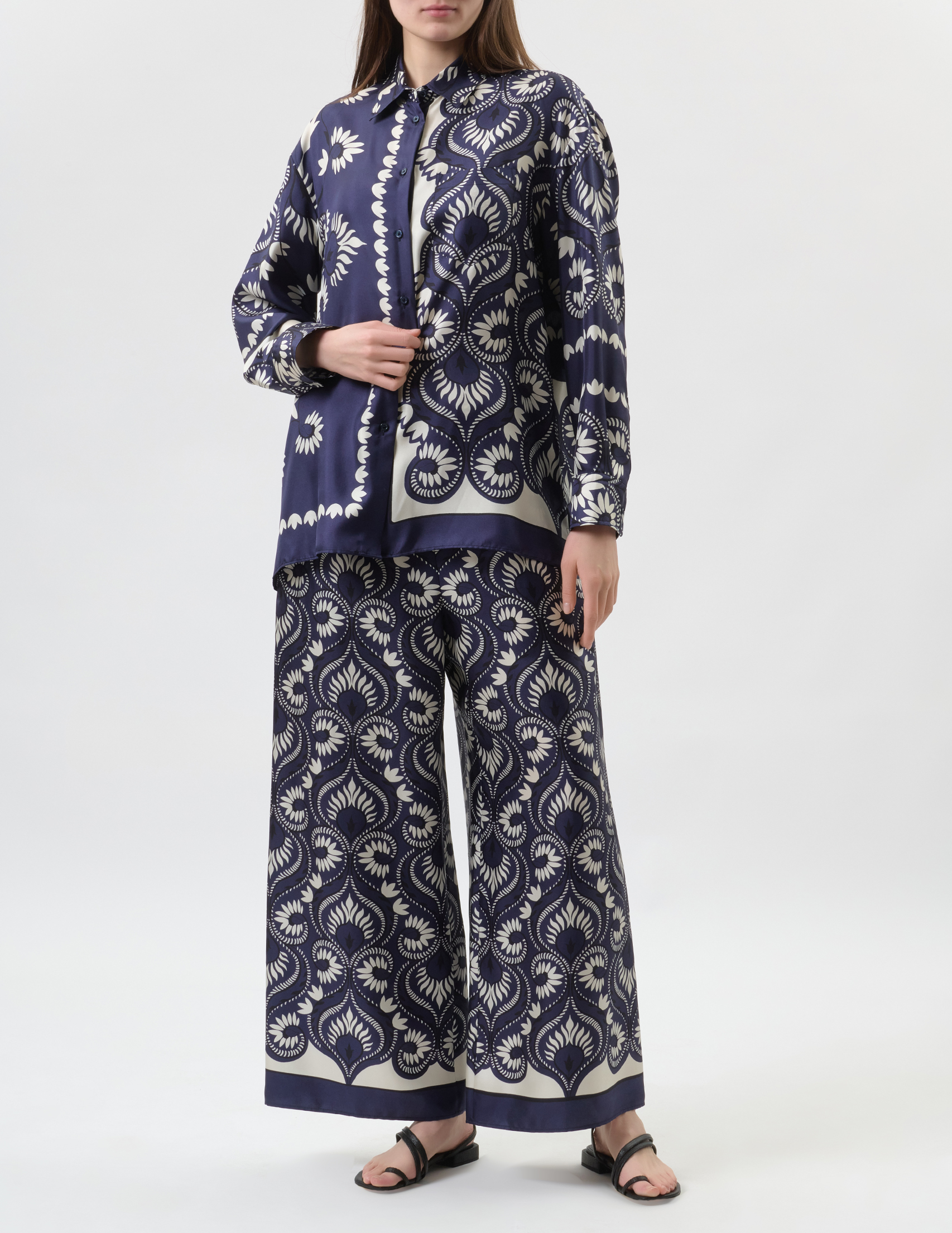 Костюм, Синий
Костюм, Синий