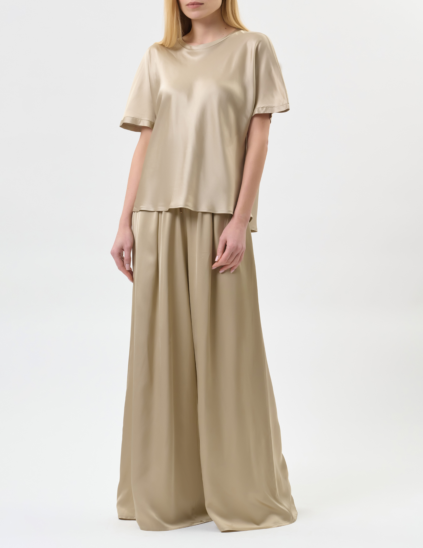 Костюм, Бежевый
Костюм, Бежевый