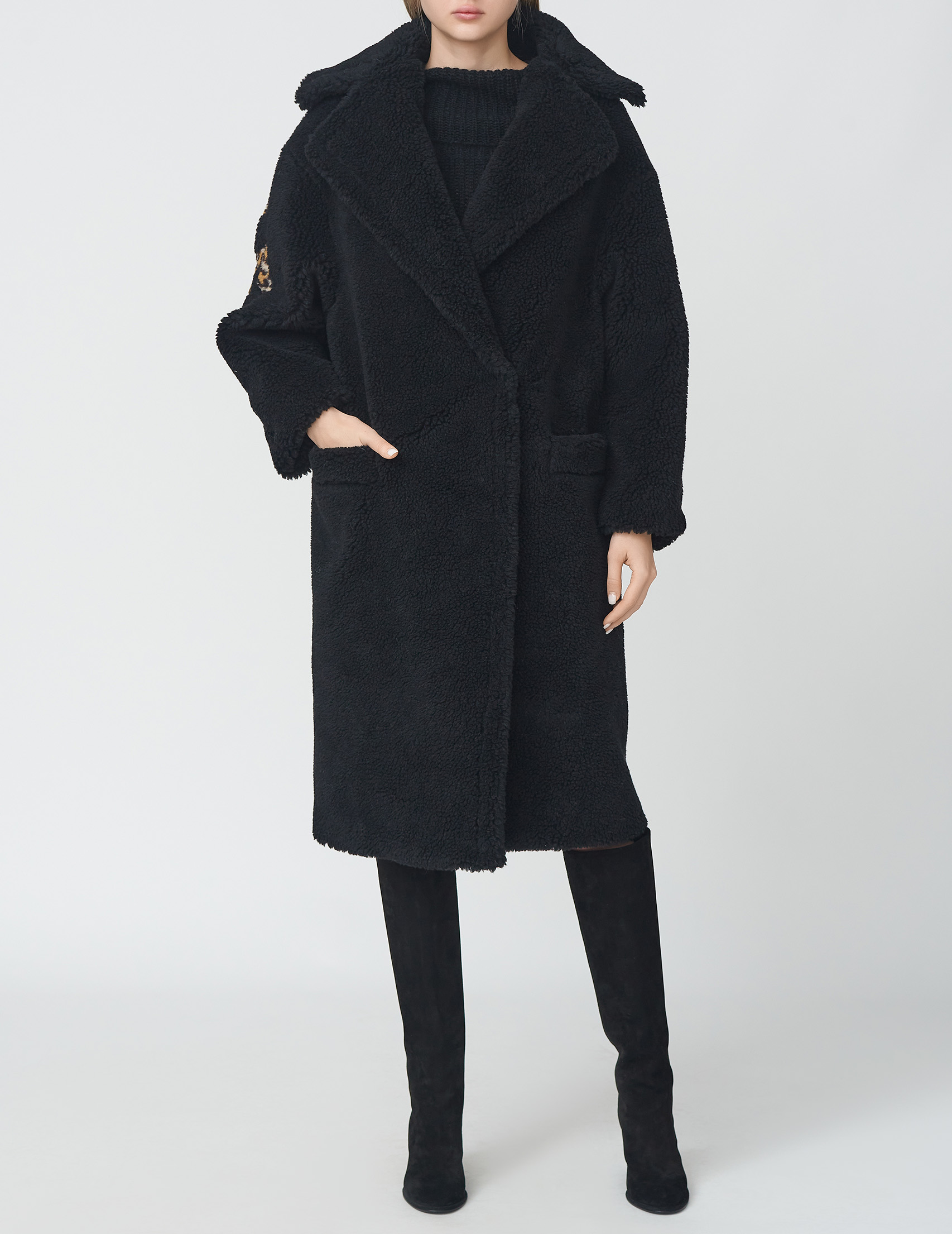 Шуба, Черный
Шуба, Черный