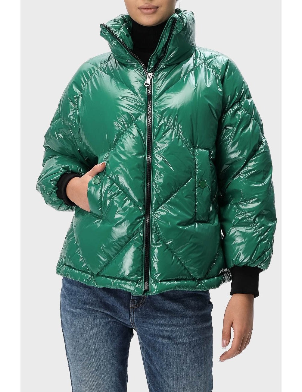 Пуховик, Зеленый
Пуховик, Зеленый