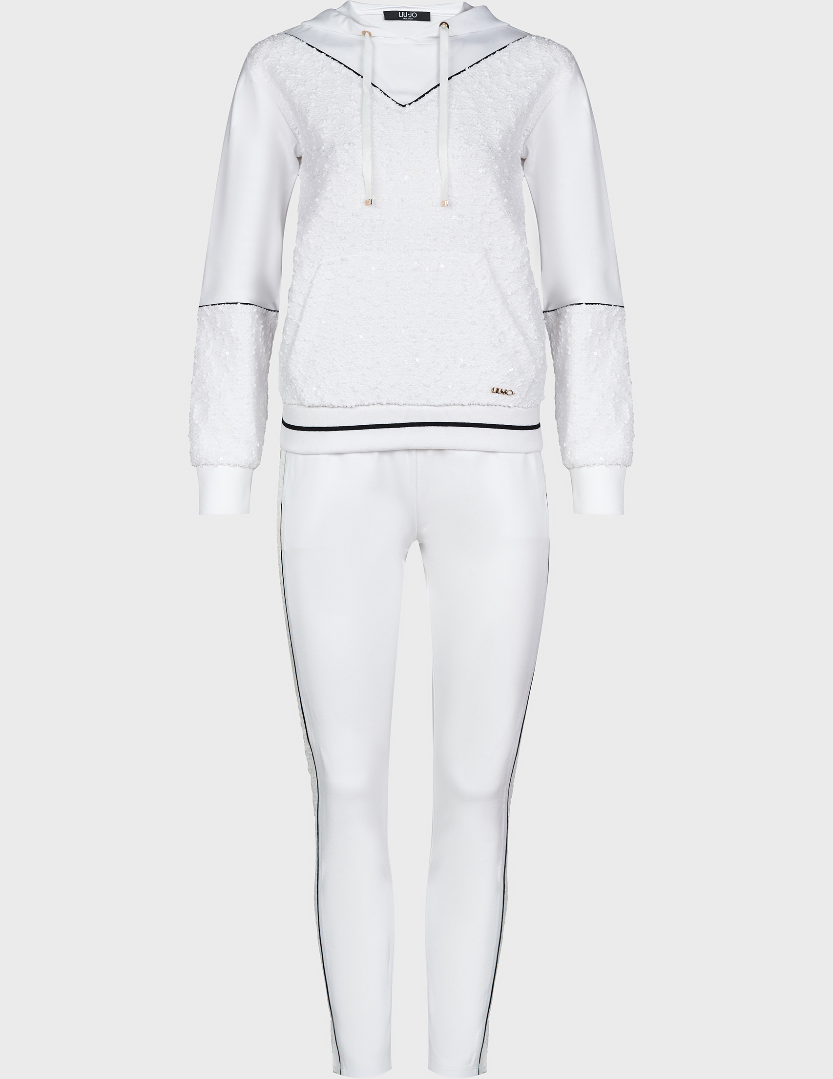 Костюм, Белый
Костюм, Белый