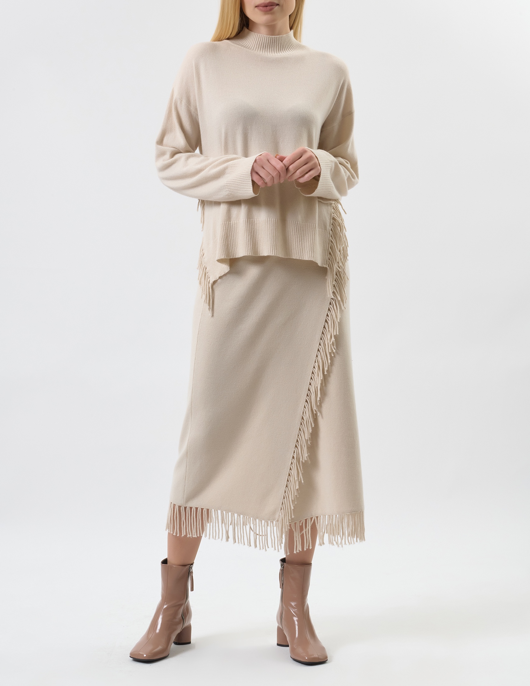 Костюм, Бежевый;молочный
Костюм, Бежевый;молочный