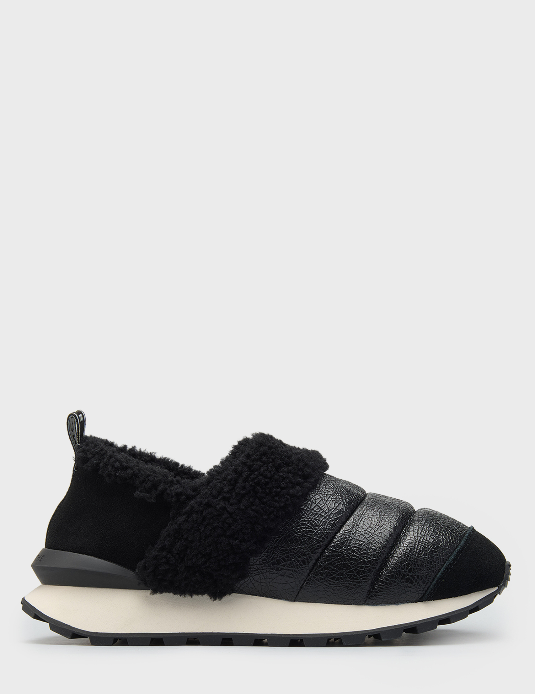 Кроссовки, Черный
Кроссовки, Черный