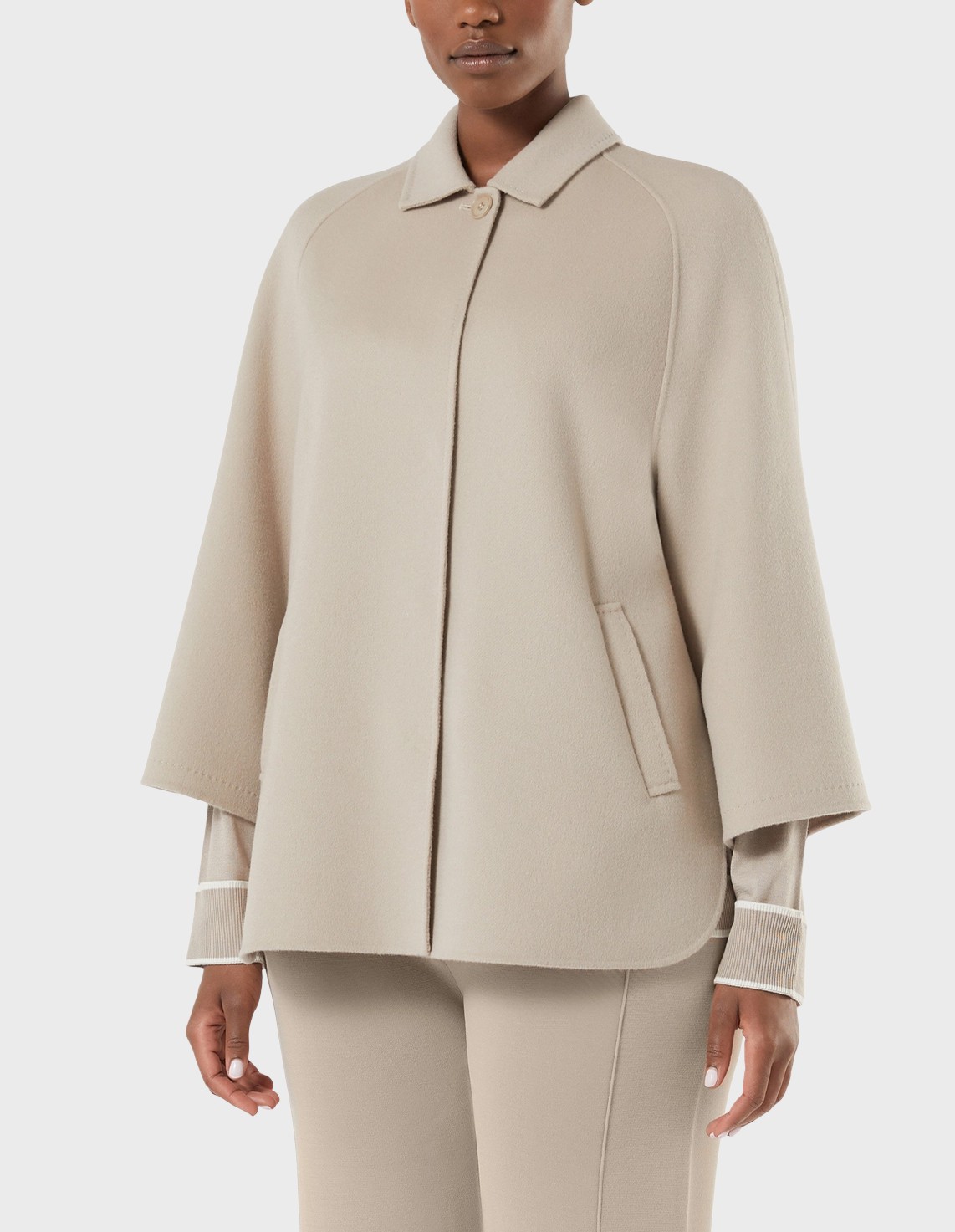 Полупальто, Бежевый
Полупальто, Бежевый