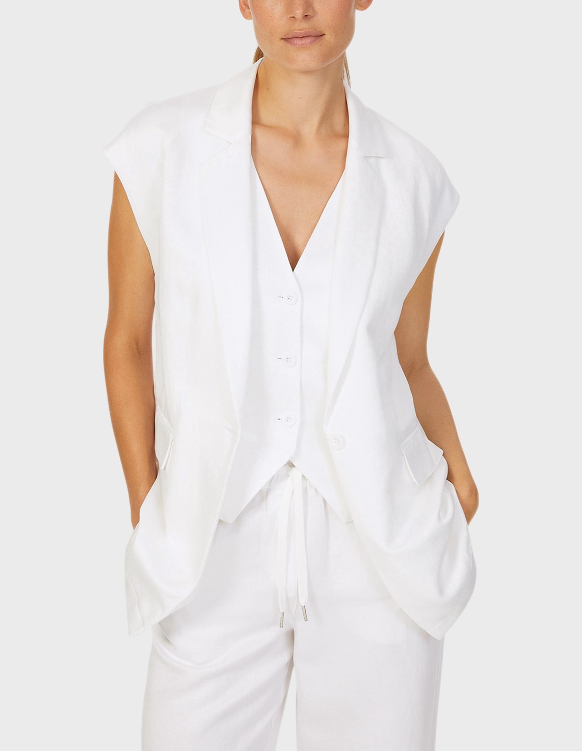 

Жилетка, Белый