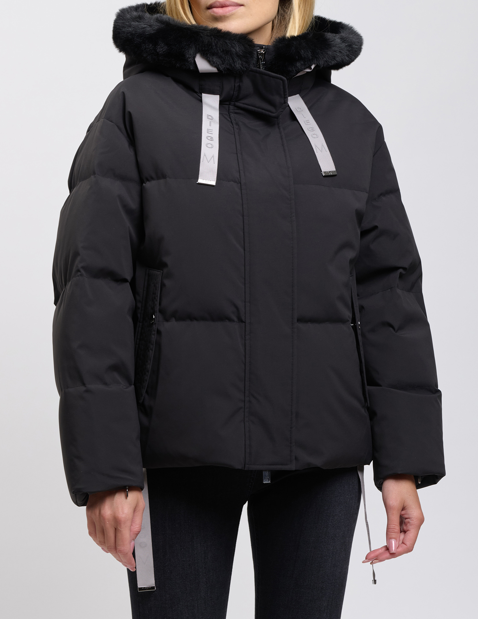 

Пуховик, Черный