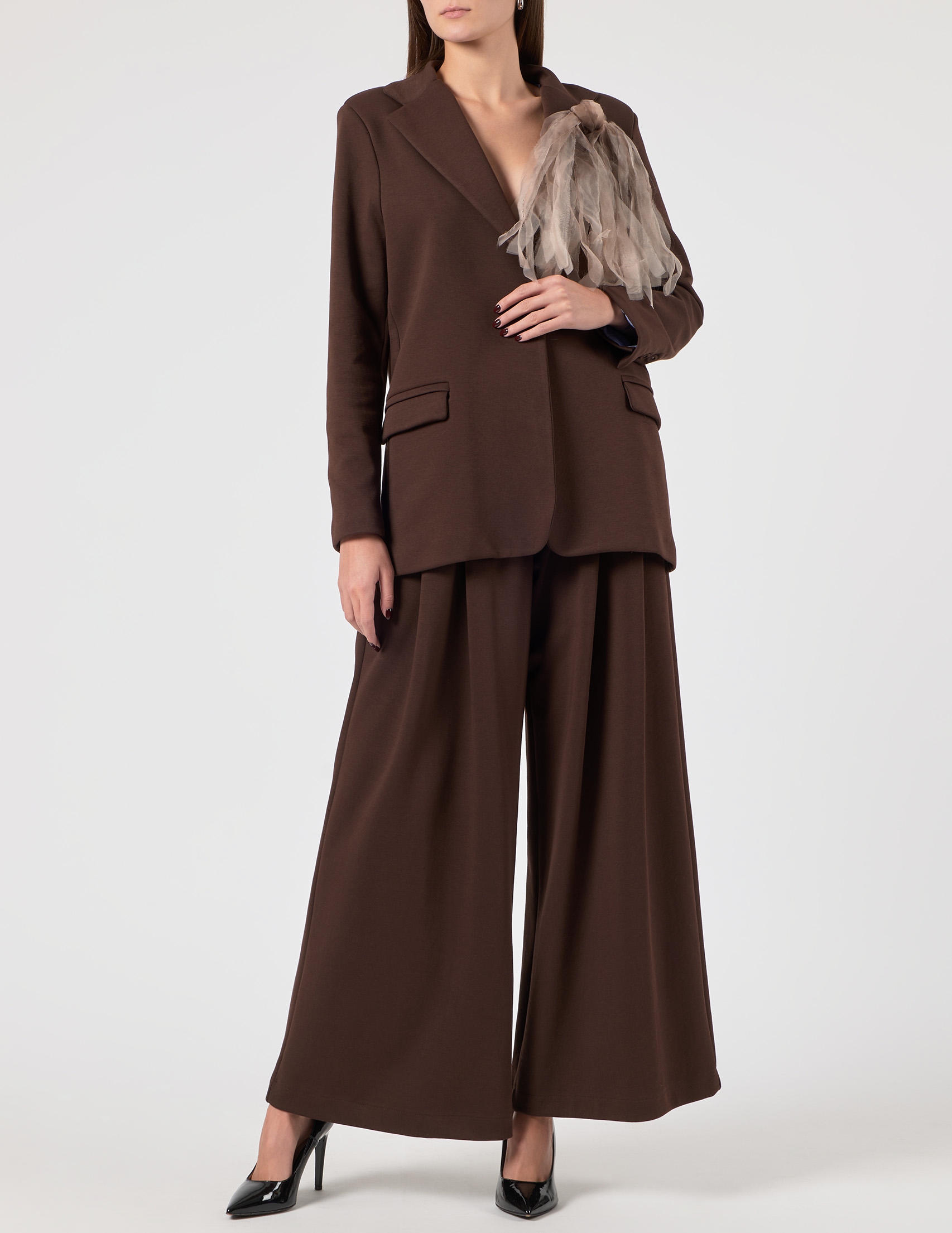 

Костюм, Коричневый