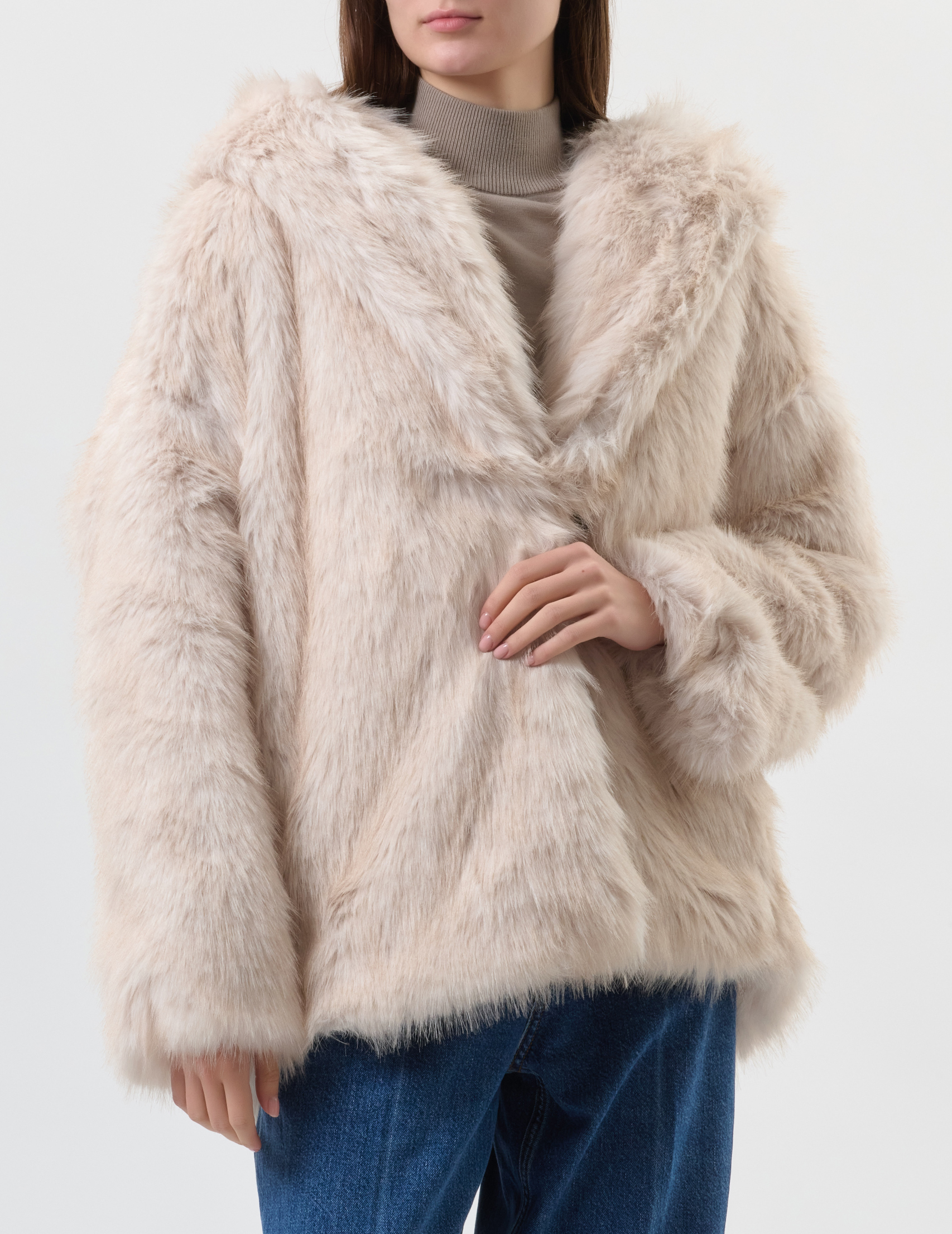 

Шуба, Бежевый;молочный