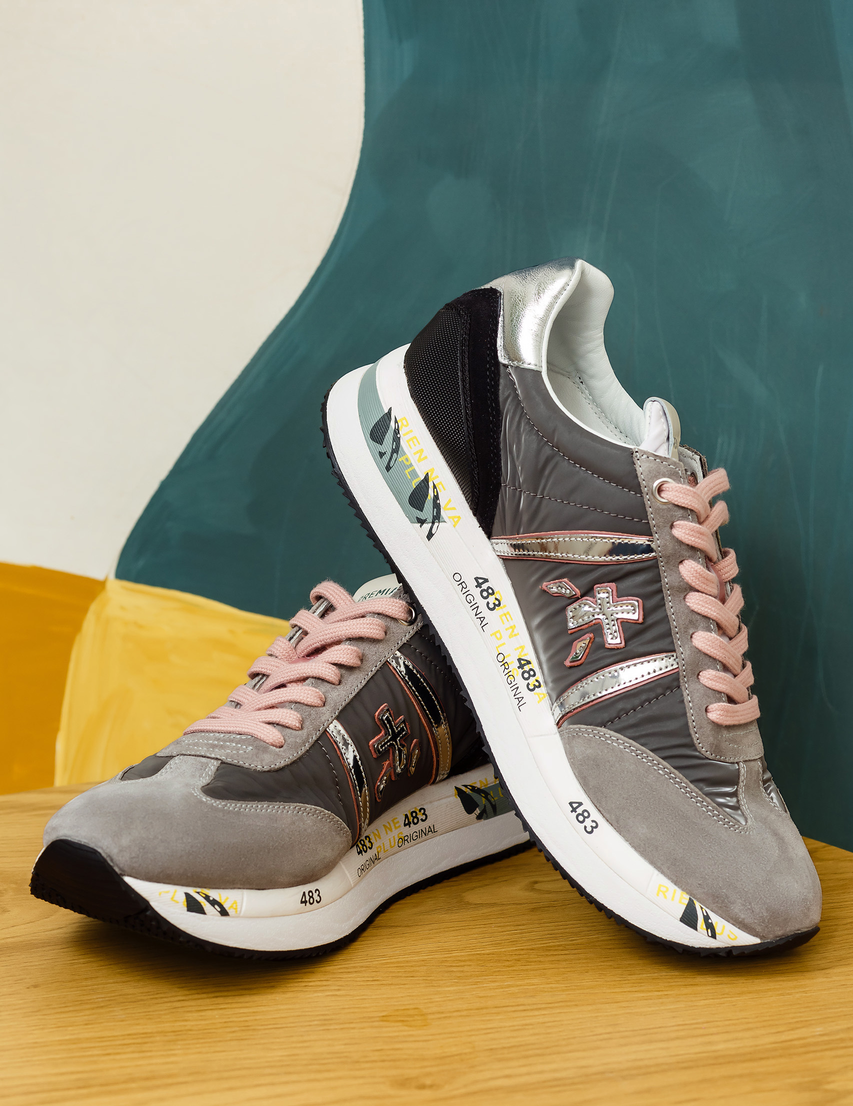 

Кроссовки, Серый