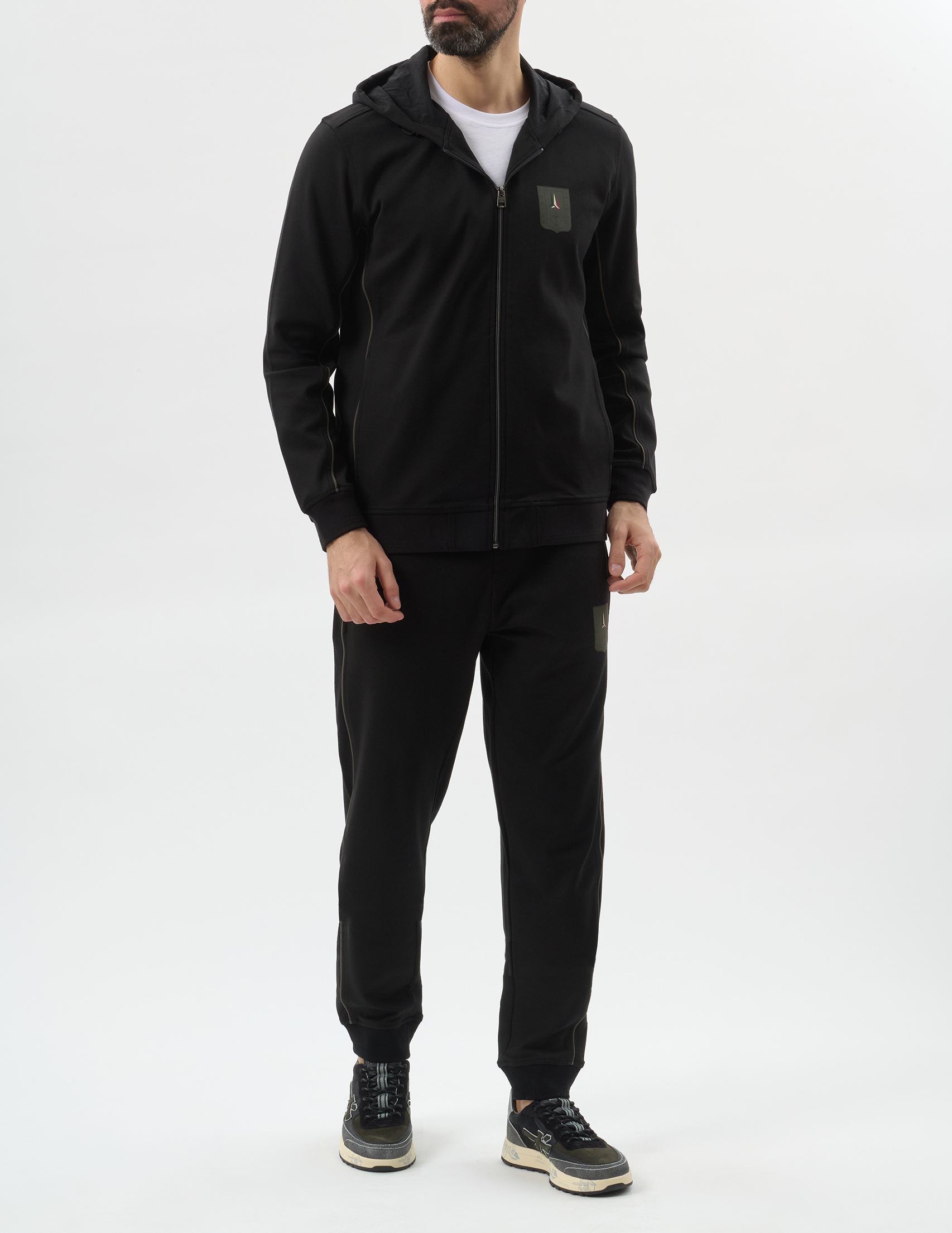 

Спортивный костюм, Черный