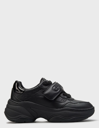 GUESS кроссовки