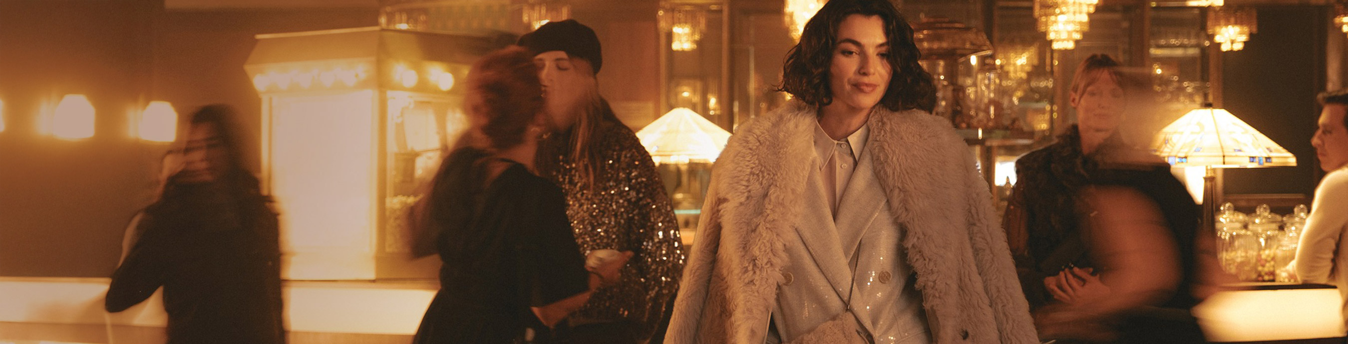 брендовий одяг для жінок