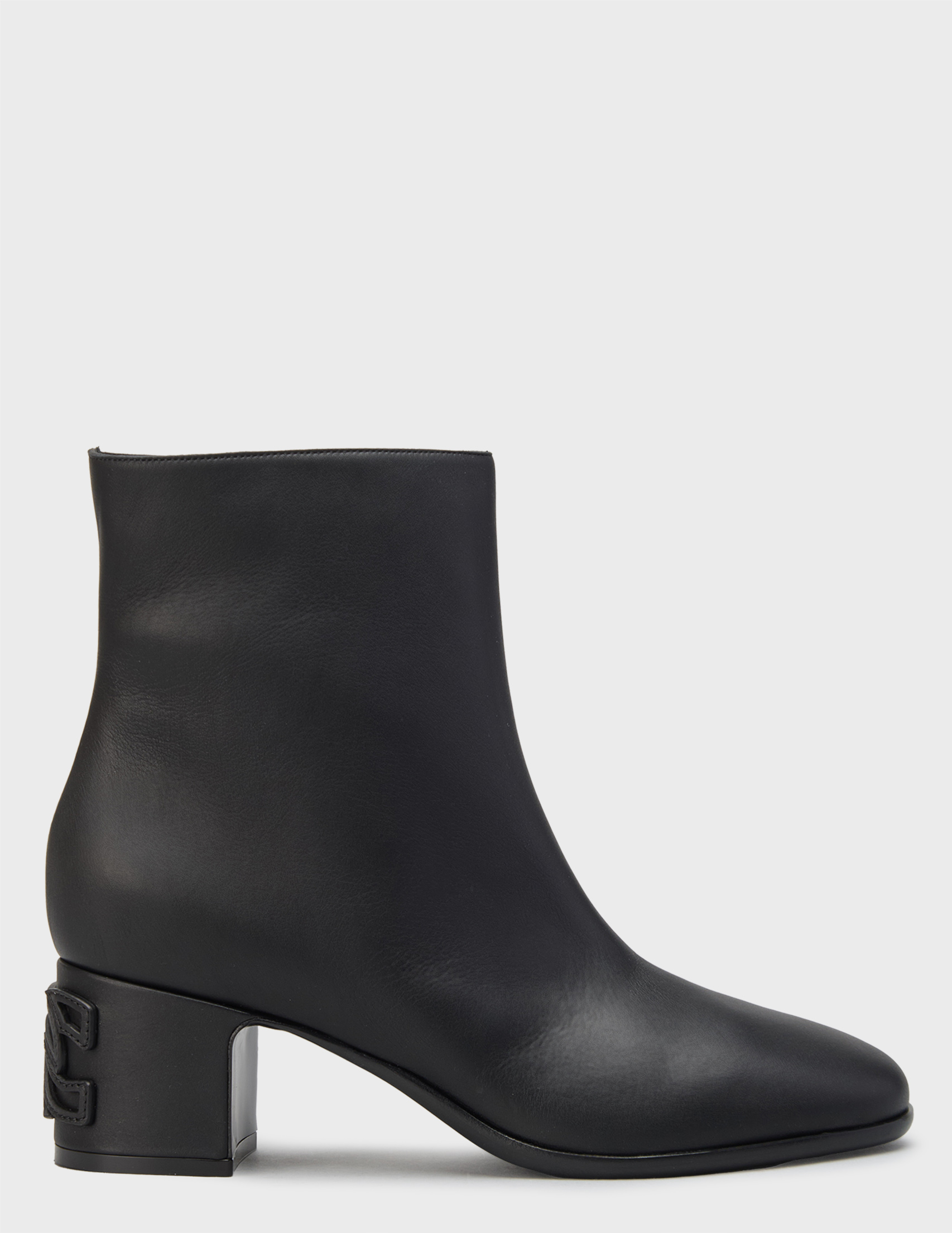 

Ботильоны, Черный