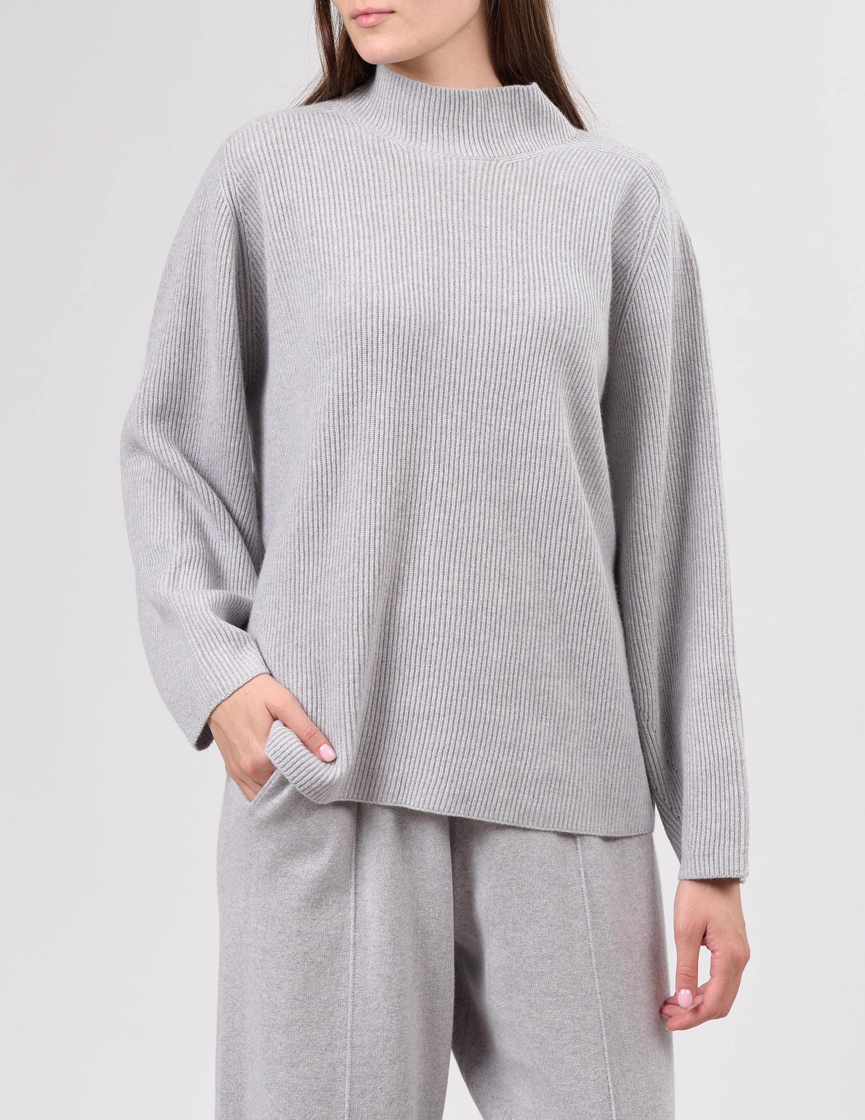 

Свитер, Серый