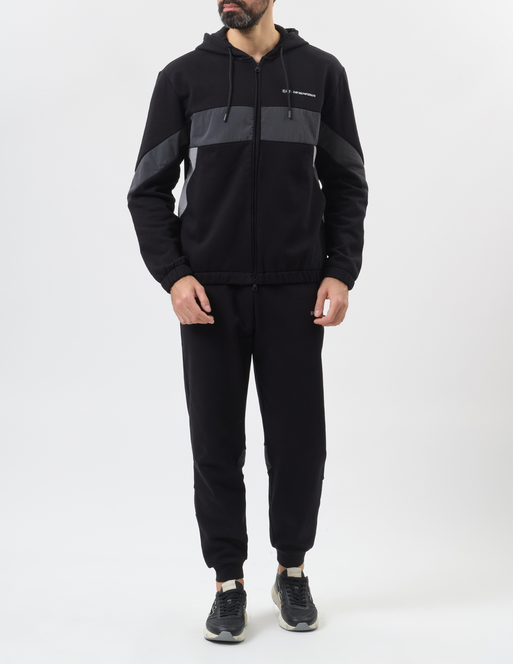 

Спортивный костюм, Черный