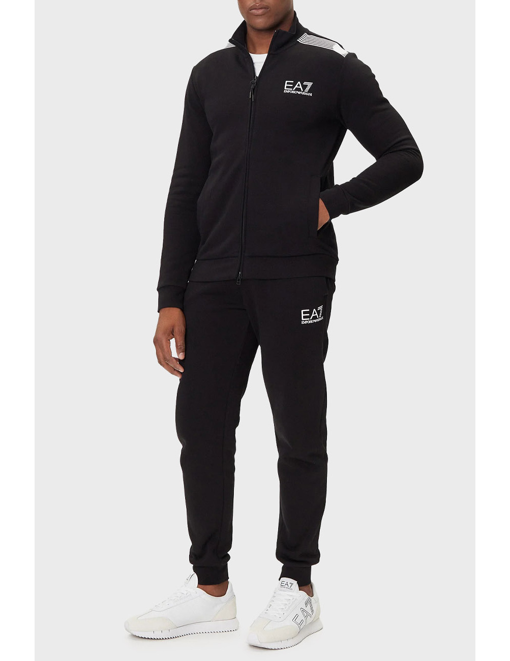 

Спортивный костюм, Черный