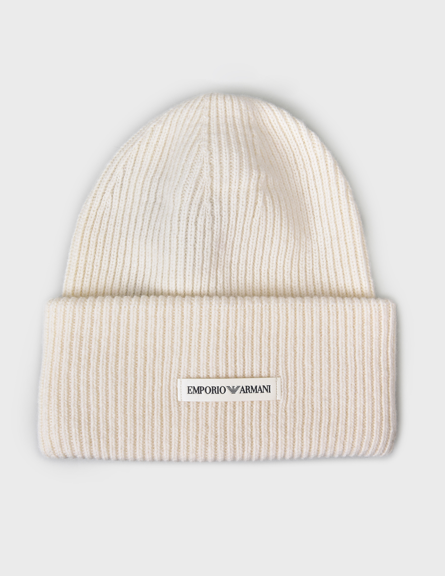 

Шапка, Белый