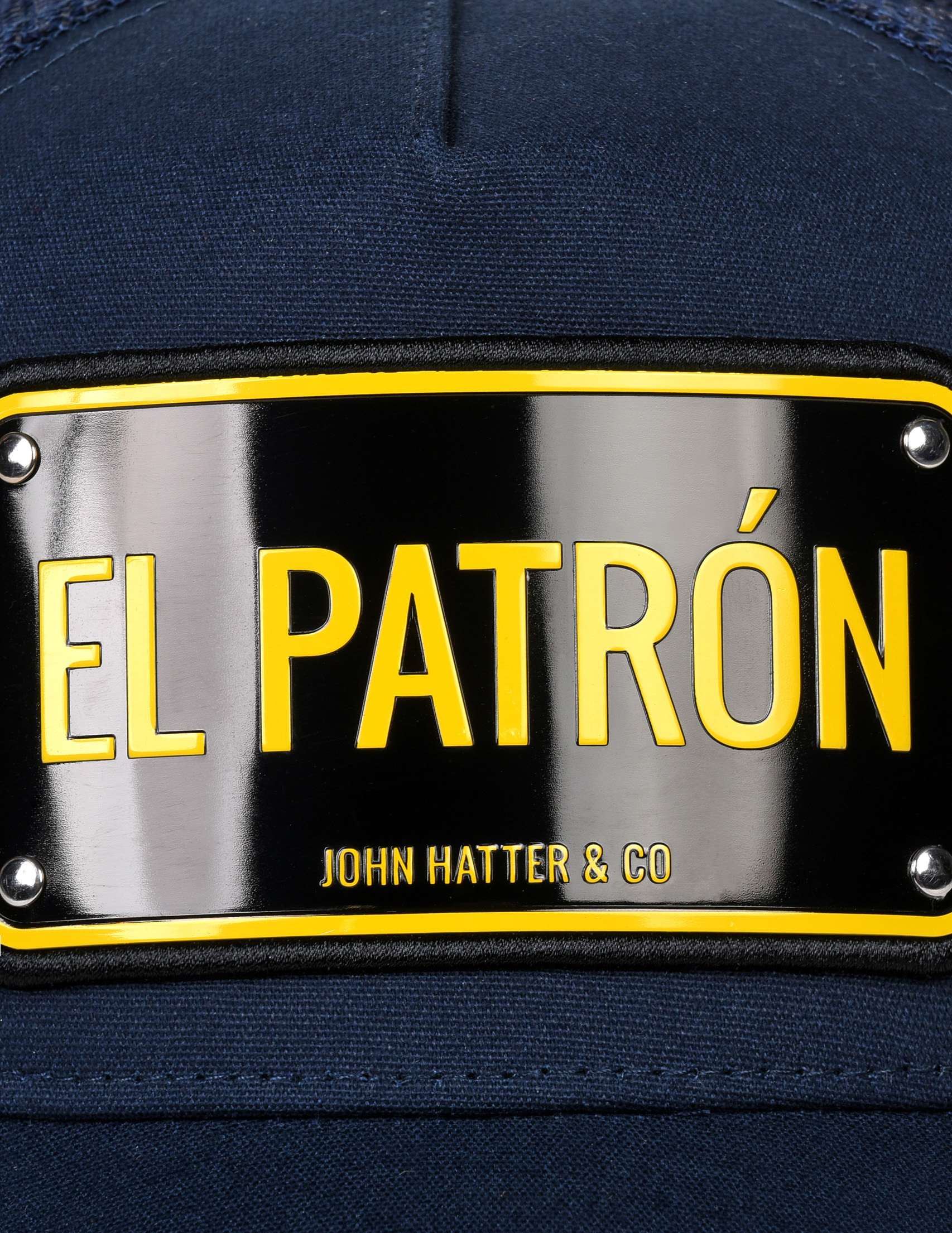 Кепка эль патрон. El patron кепка. El patron шапка. El patron John Hatter. Шапка John Hatter.