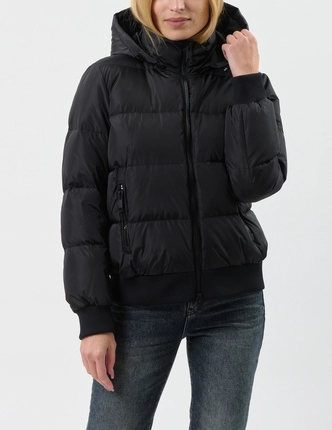 ARMANI EXCHANGE пуховик