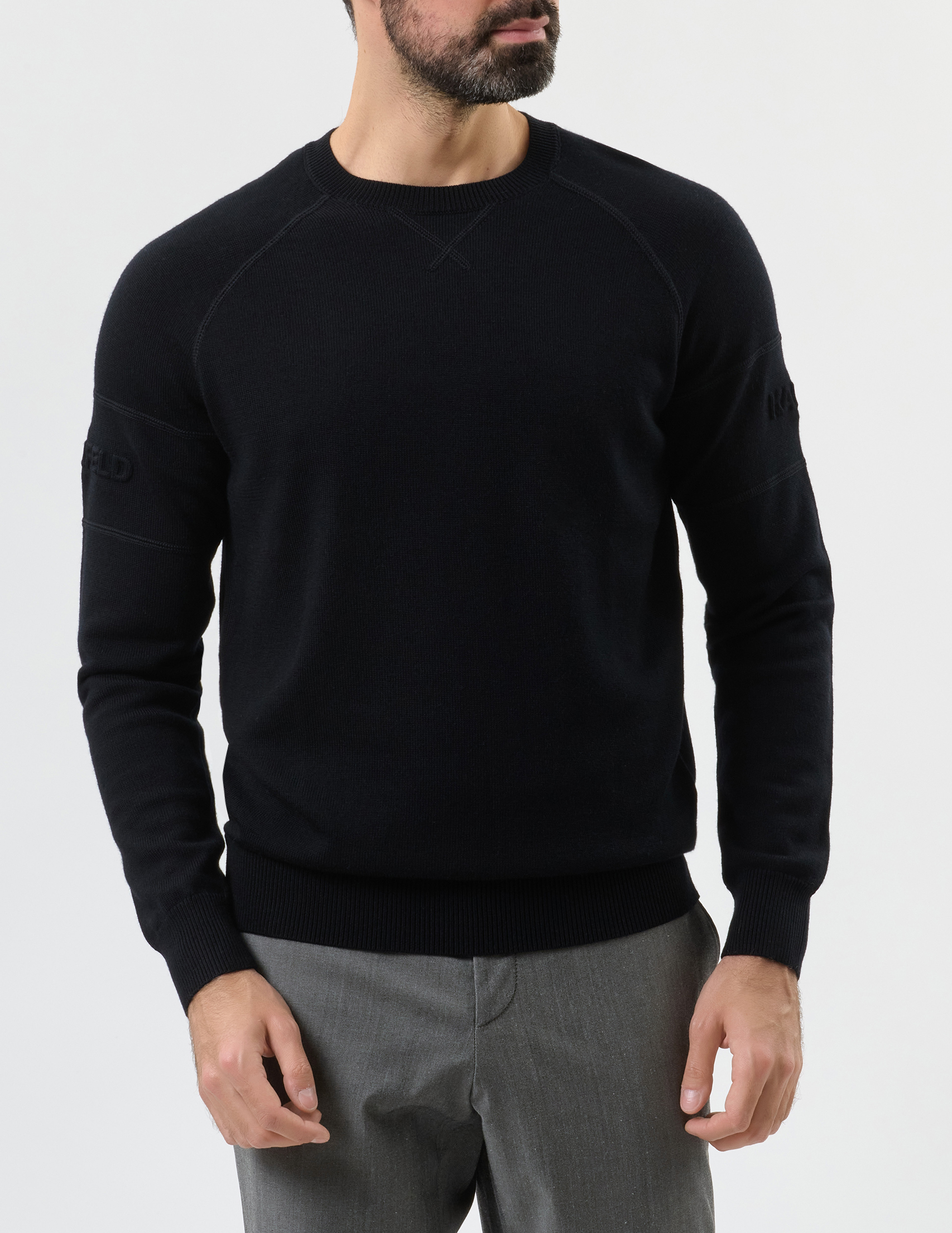 

Свитер, Черный