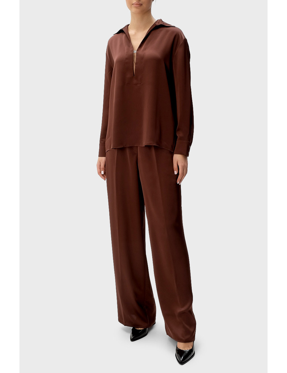 

Костюм, Коричневый