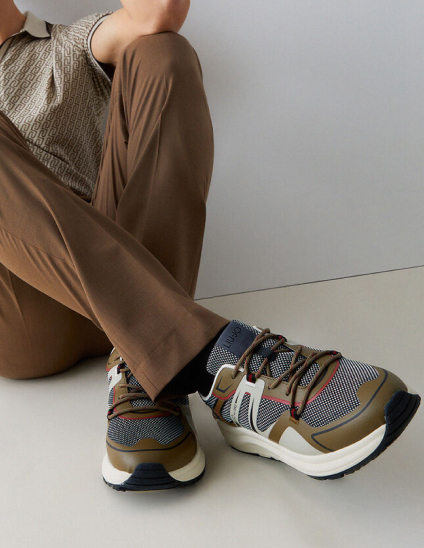 брендовые мужские кроссовки