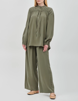 CLOTHE костюм