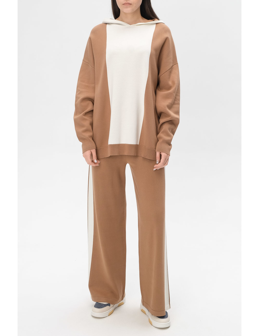 

Спортивный костюм, Коричневый