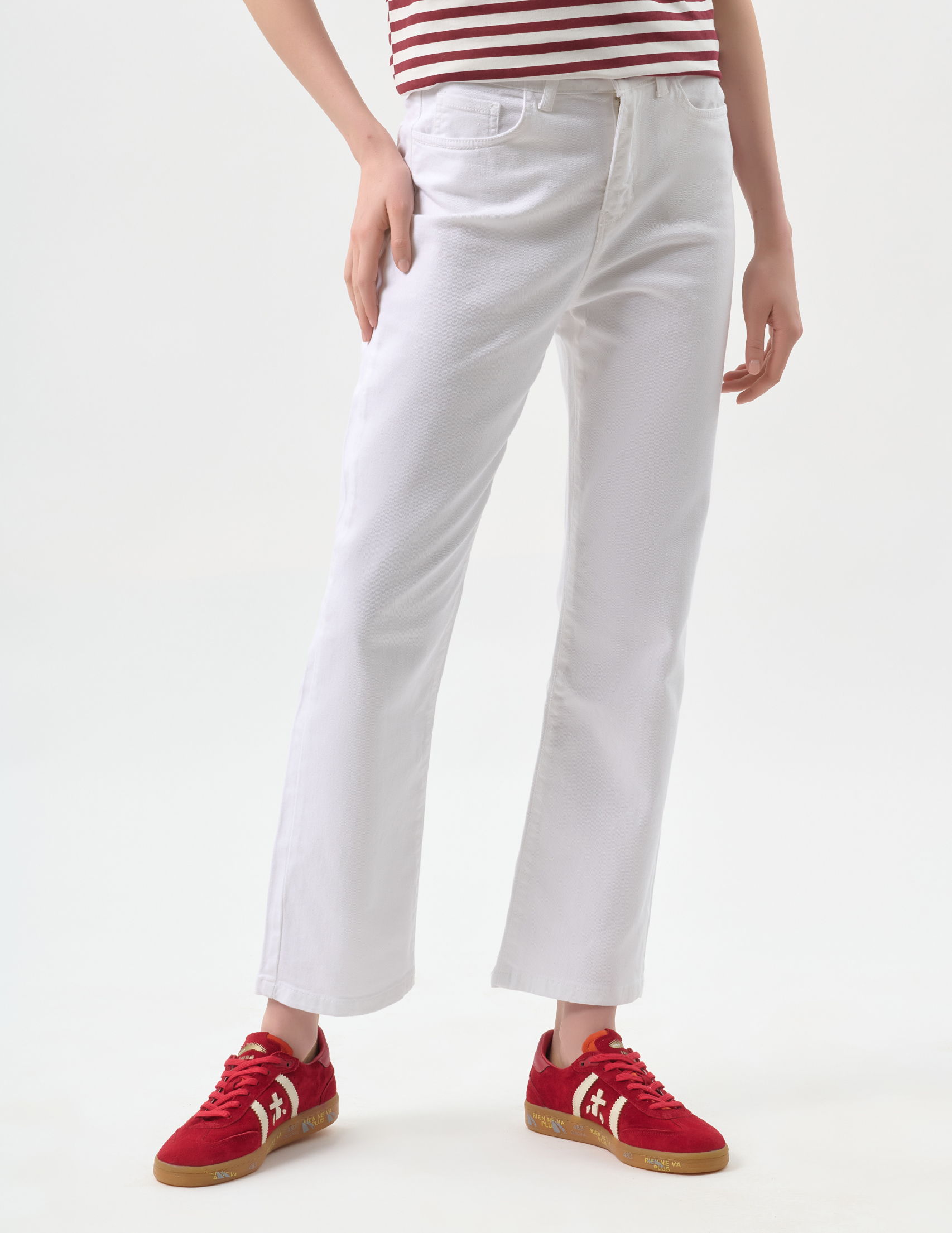 

Джинсы, Белый