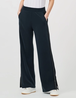EA7 EMPORIO ARMANI