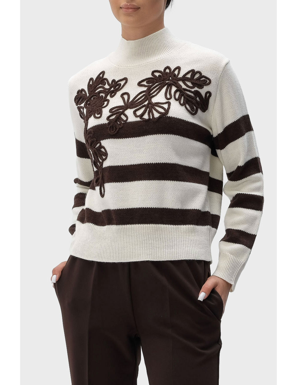 

Свитер, Белый;коричневый