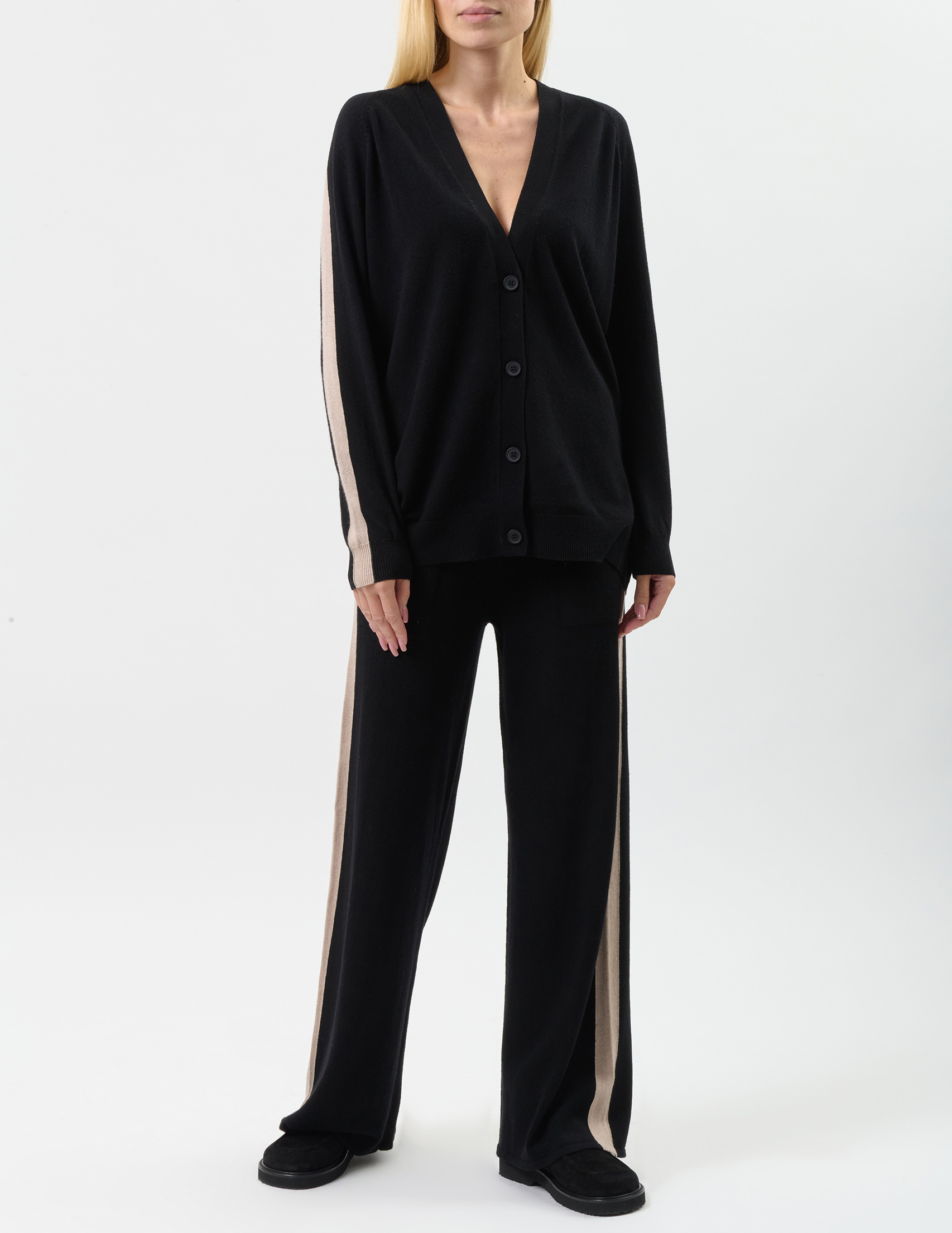 

Костюм, Черный