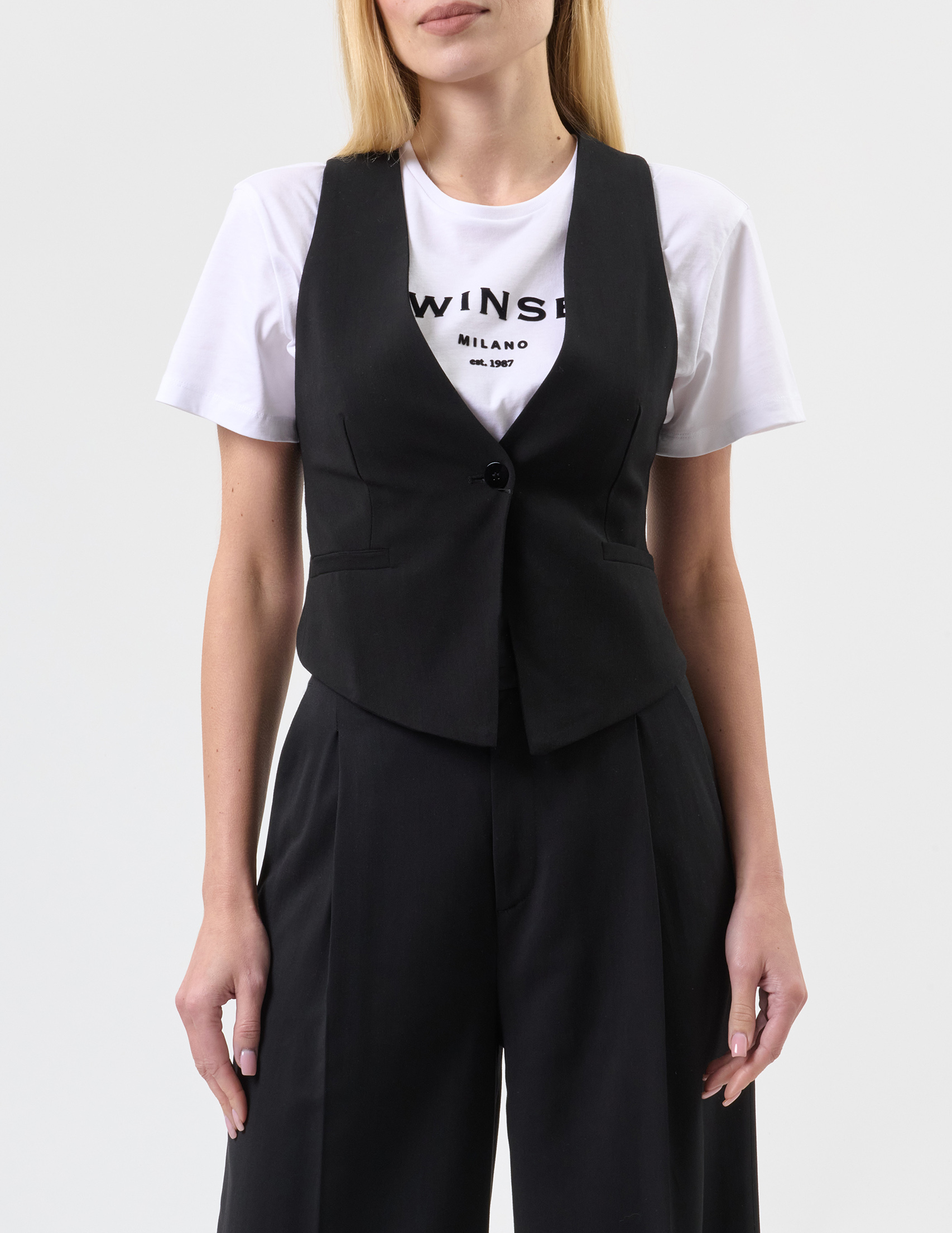 

Жилетка, Черный