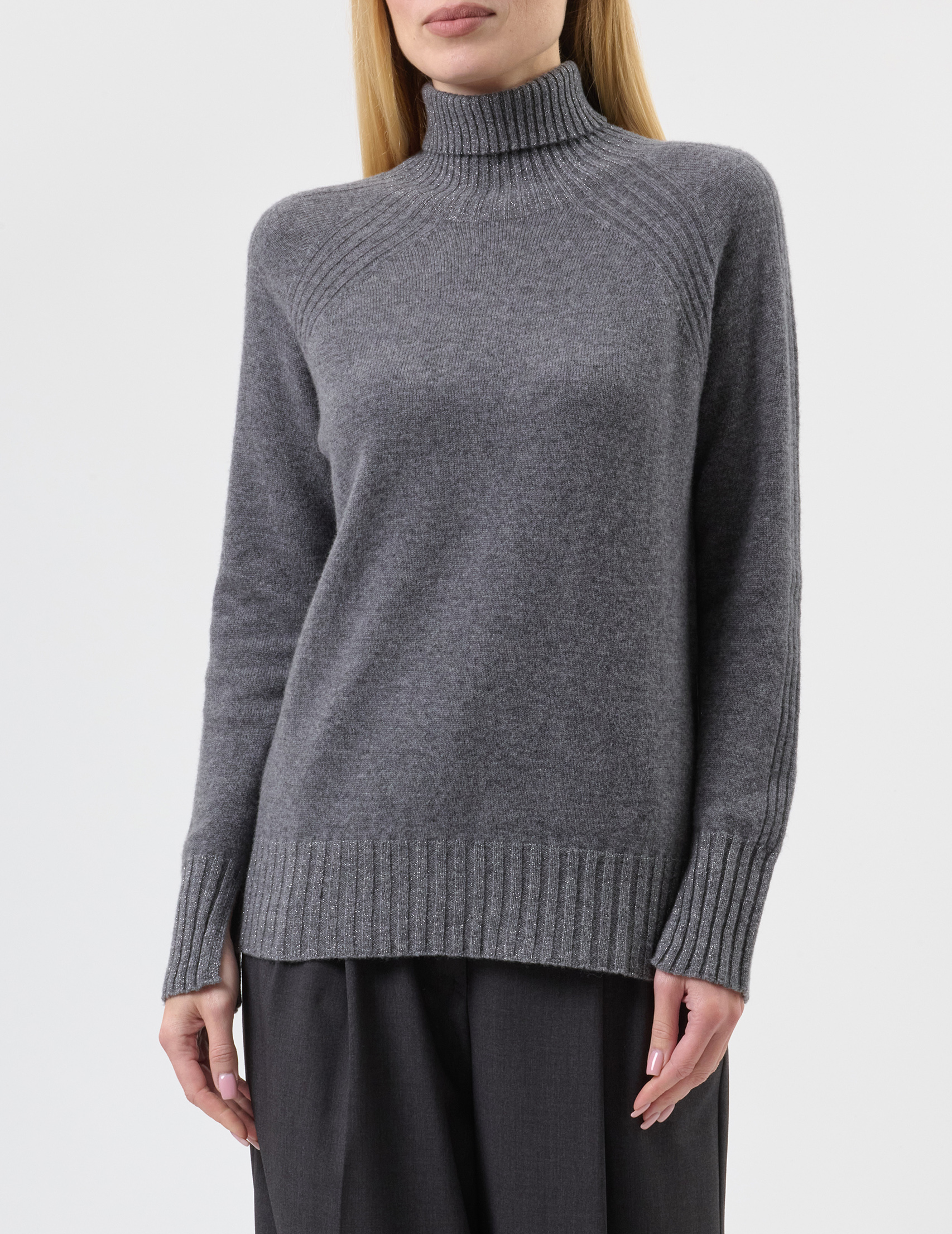 

Свитер, Серый