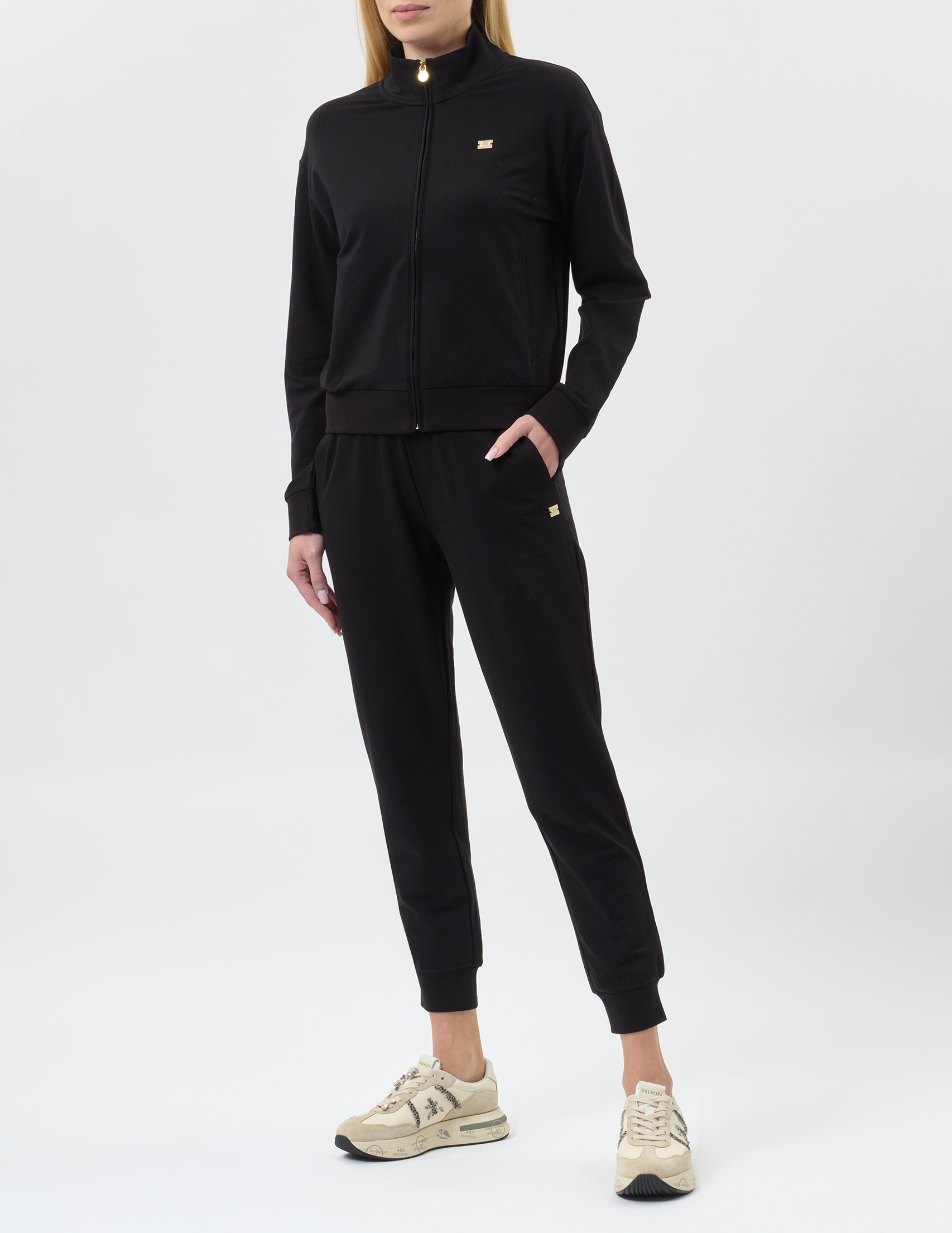 

Спортивный костюм, Черный