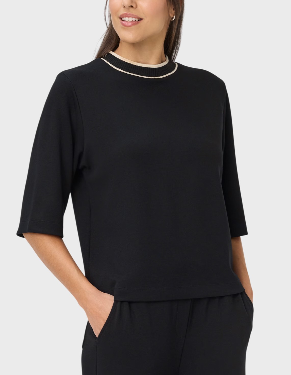 

Джемпер, Черный