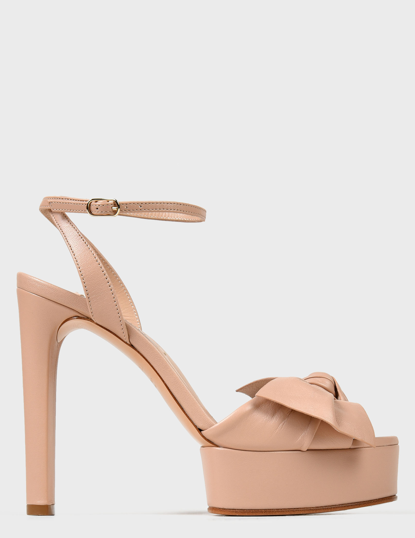 

Босоножки, Бежевый