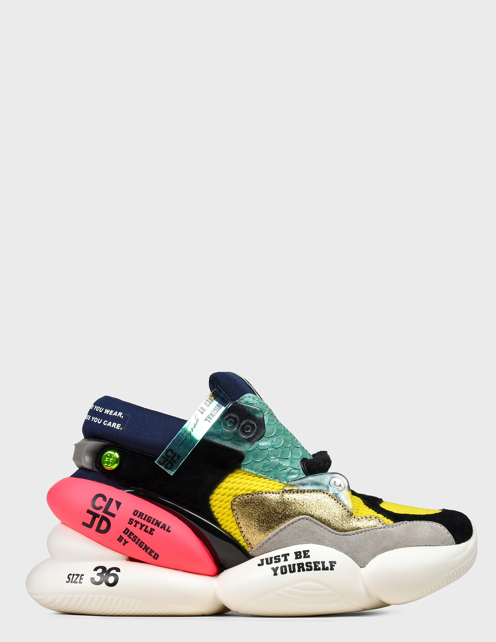 

Кроссовки, Многоцветный