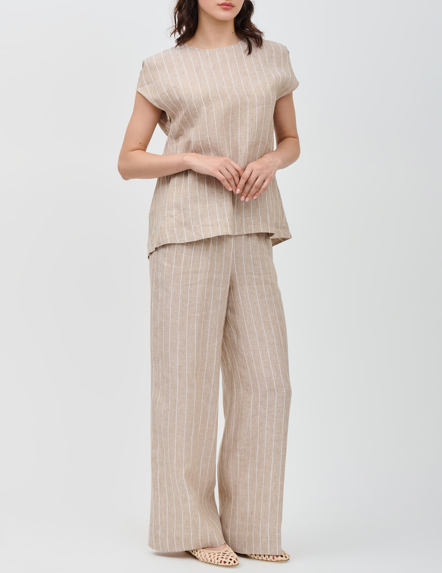 

Костюм, Бежевый