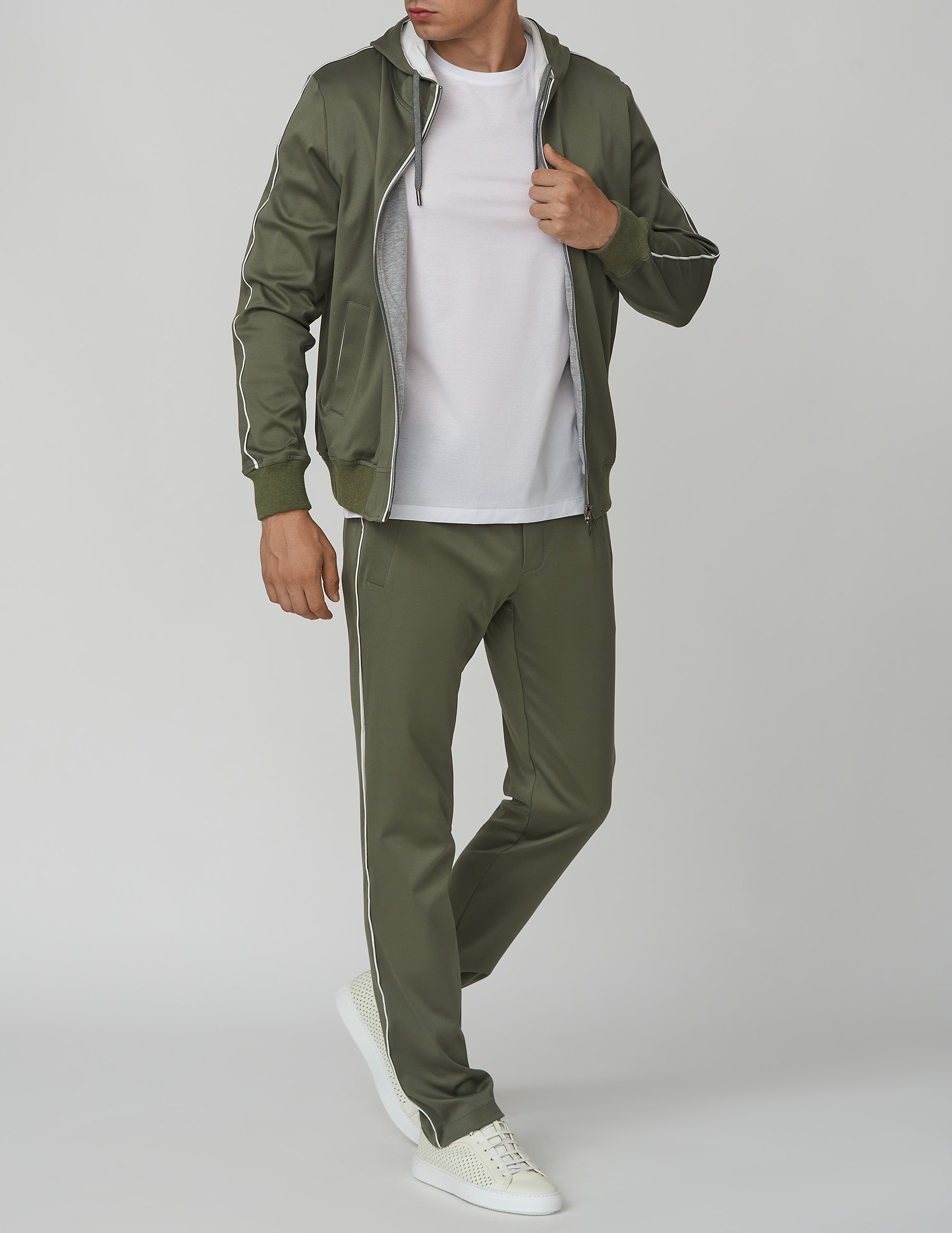 

Cпортивный костюм, Зеленый