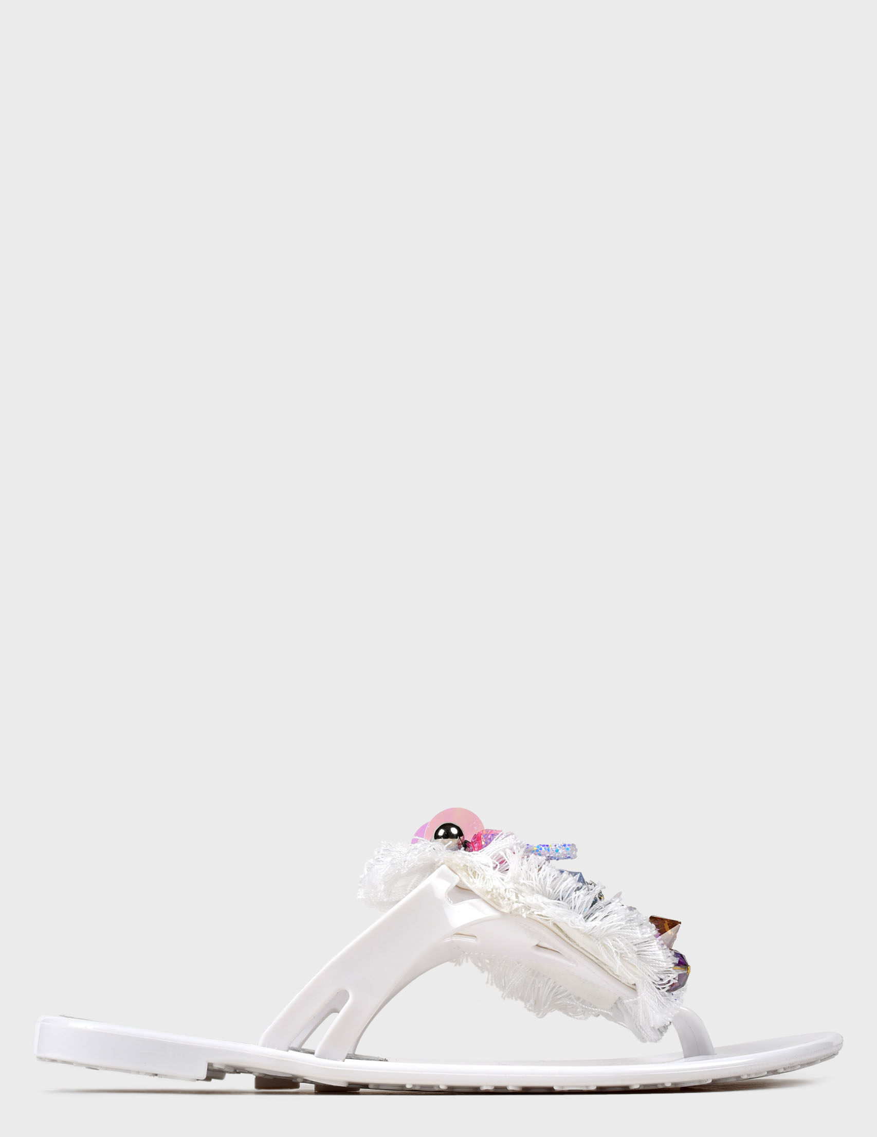 

Пантолеты, Белый