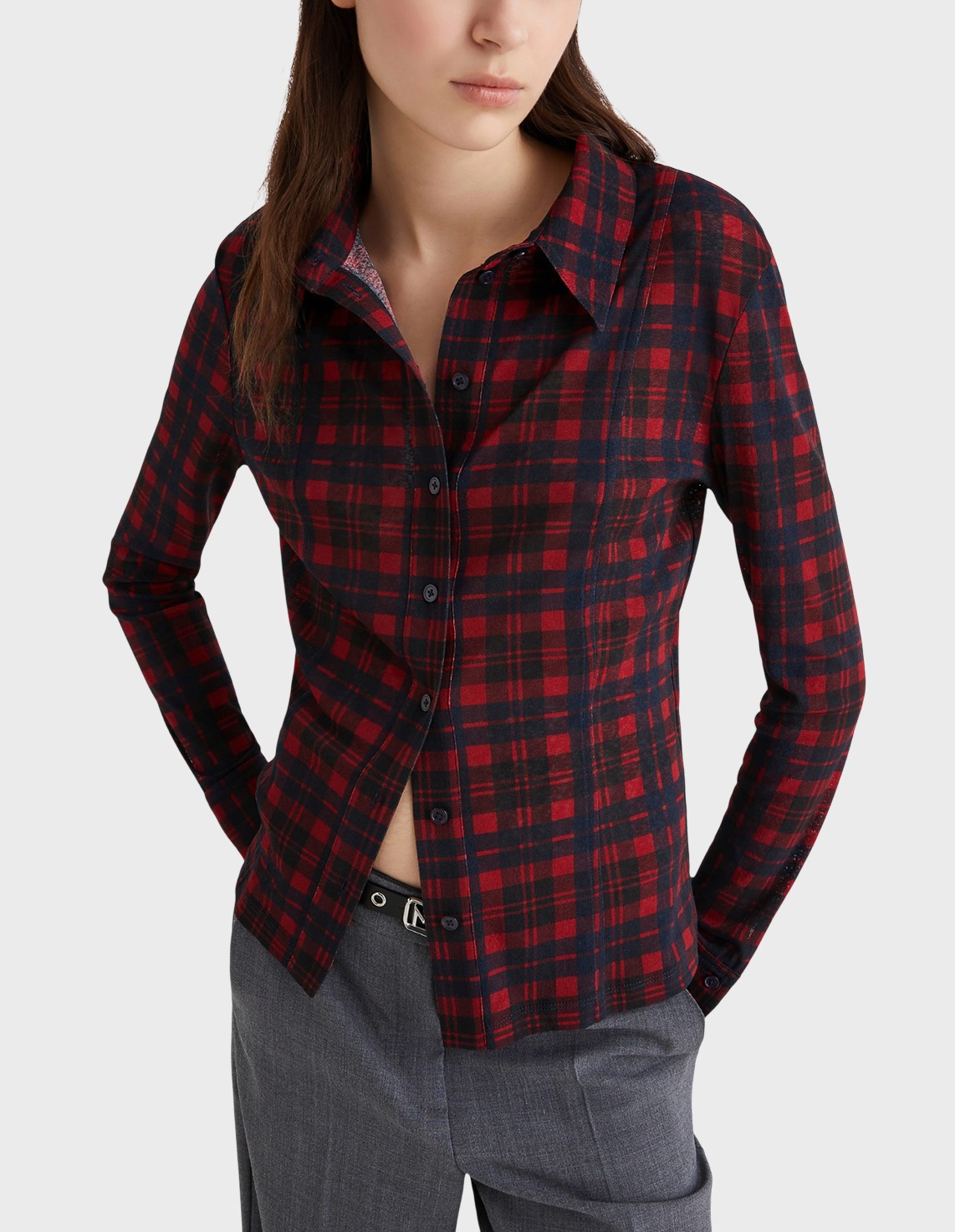 

Рубашка, Красный