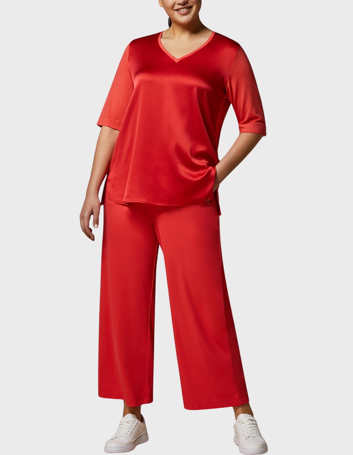 

Футболка, Красный