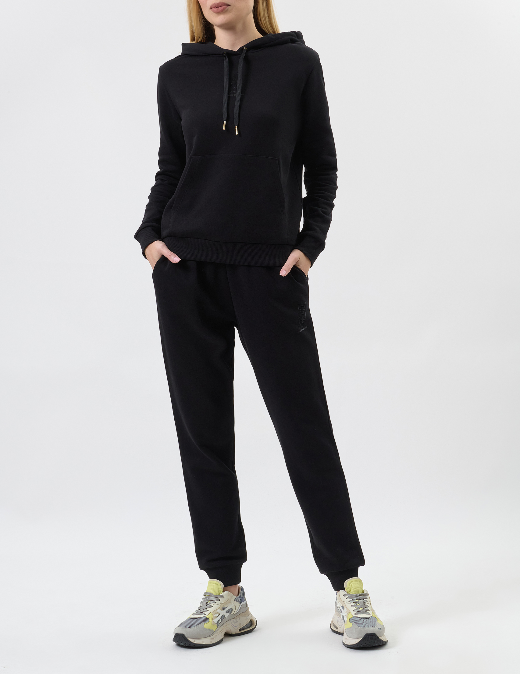 

Спортивный костюм, Черный