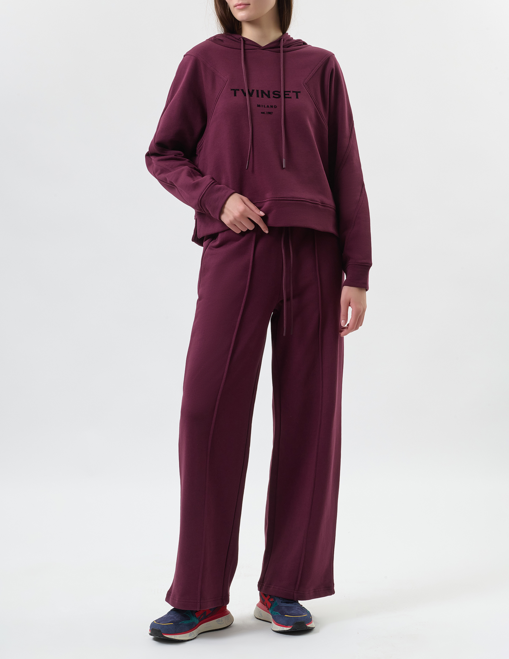 

Костюм спортивный, Бордовый