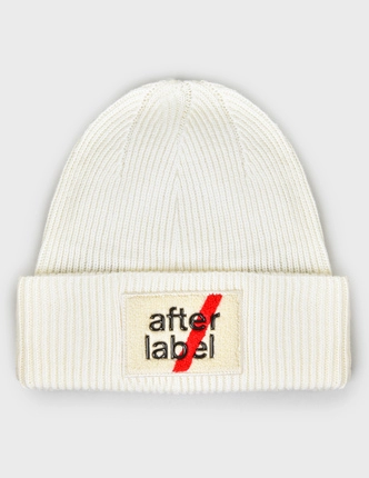 AFTER LABEL шапка