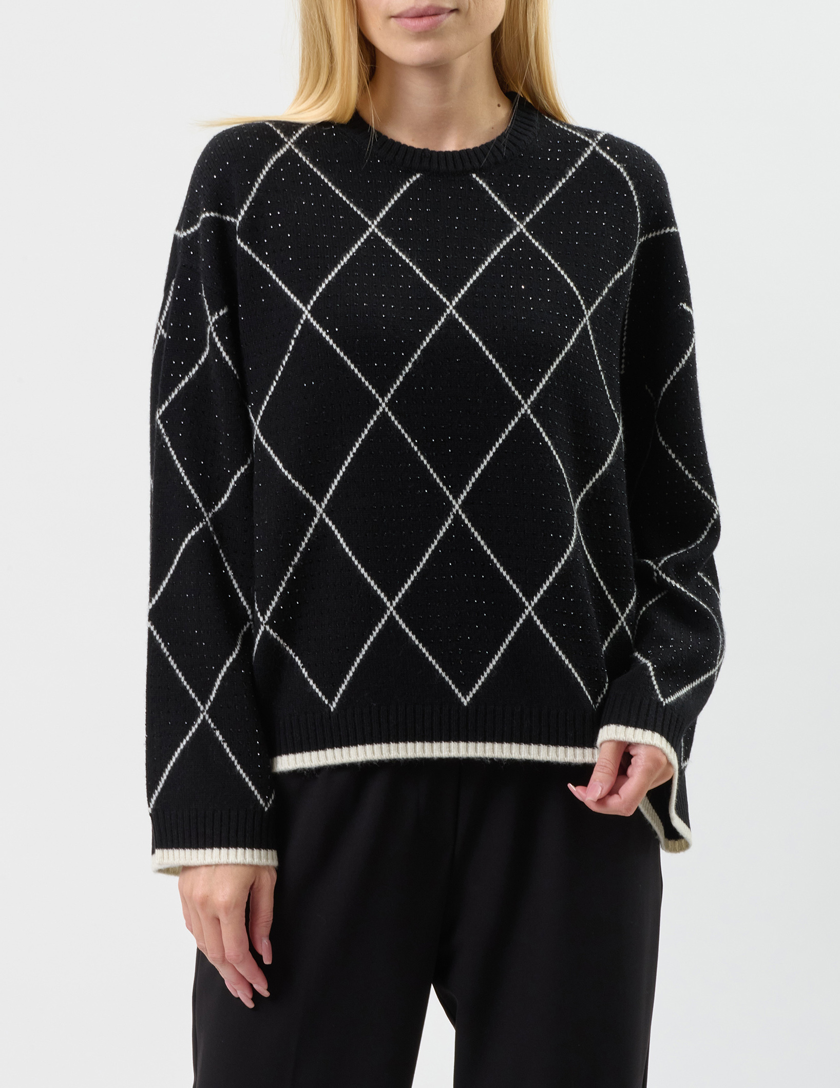 

Свитер, Черный