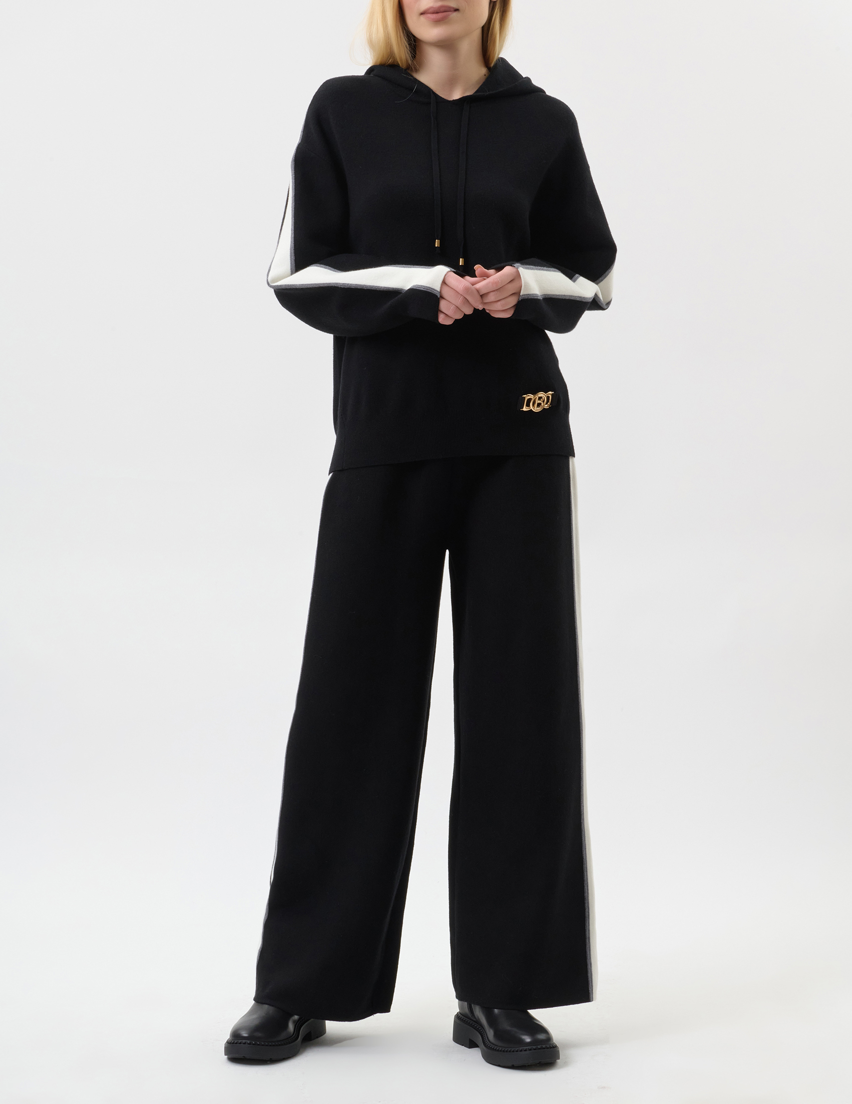 

Костюм, Черный