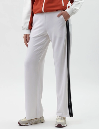 EA7 EMPORIO ARMANI спортивные брюки