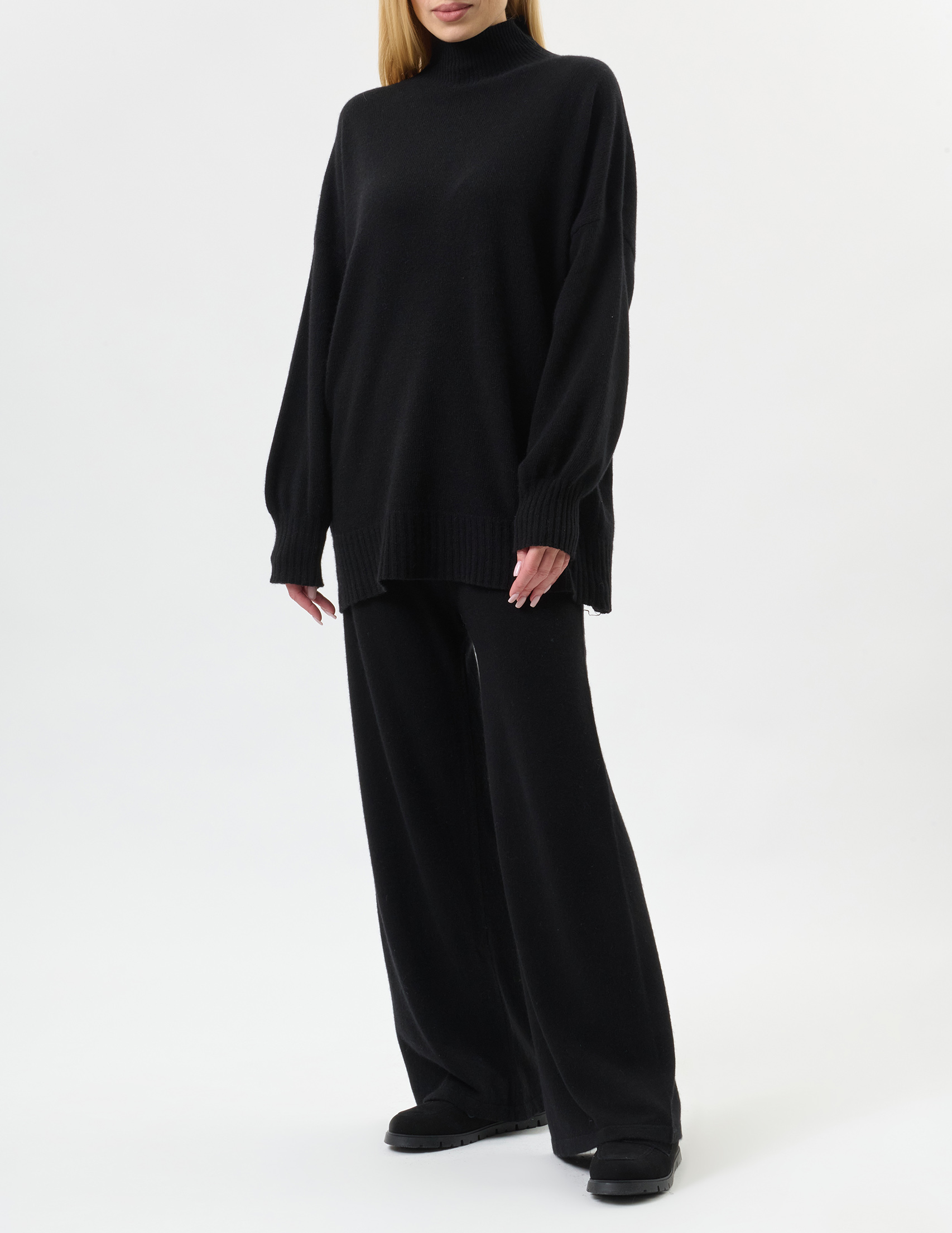 

Костюм, Черный